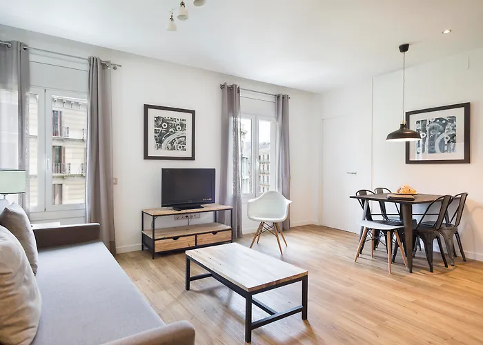 Amister Apartments